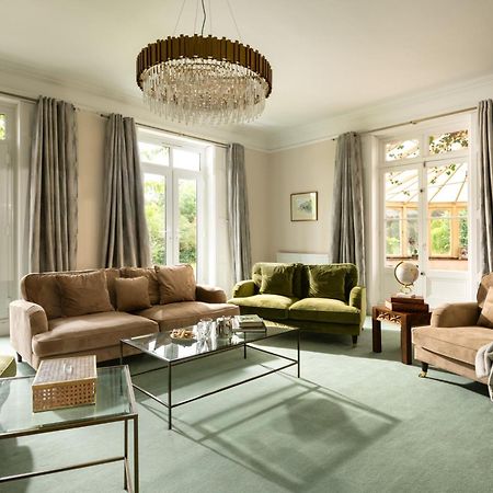 Вилла Downwood Vineyard Manor In Idyllic Countryside Бландфорд-Форум Экстерьер фото