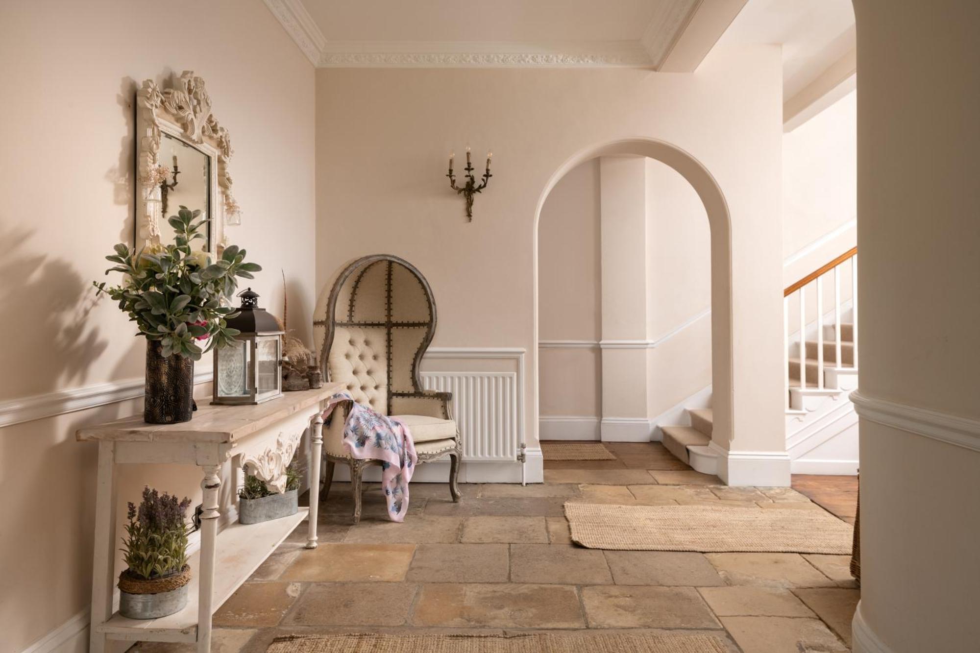 Вилла Downwood Vineyard Manor In Idyllic Countryside Бландфорд-Форум Экстерьер фото